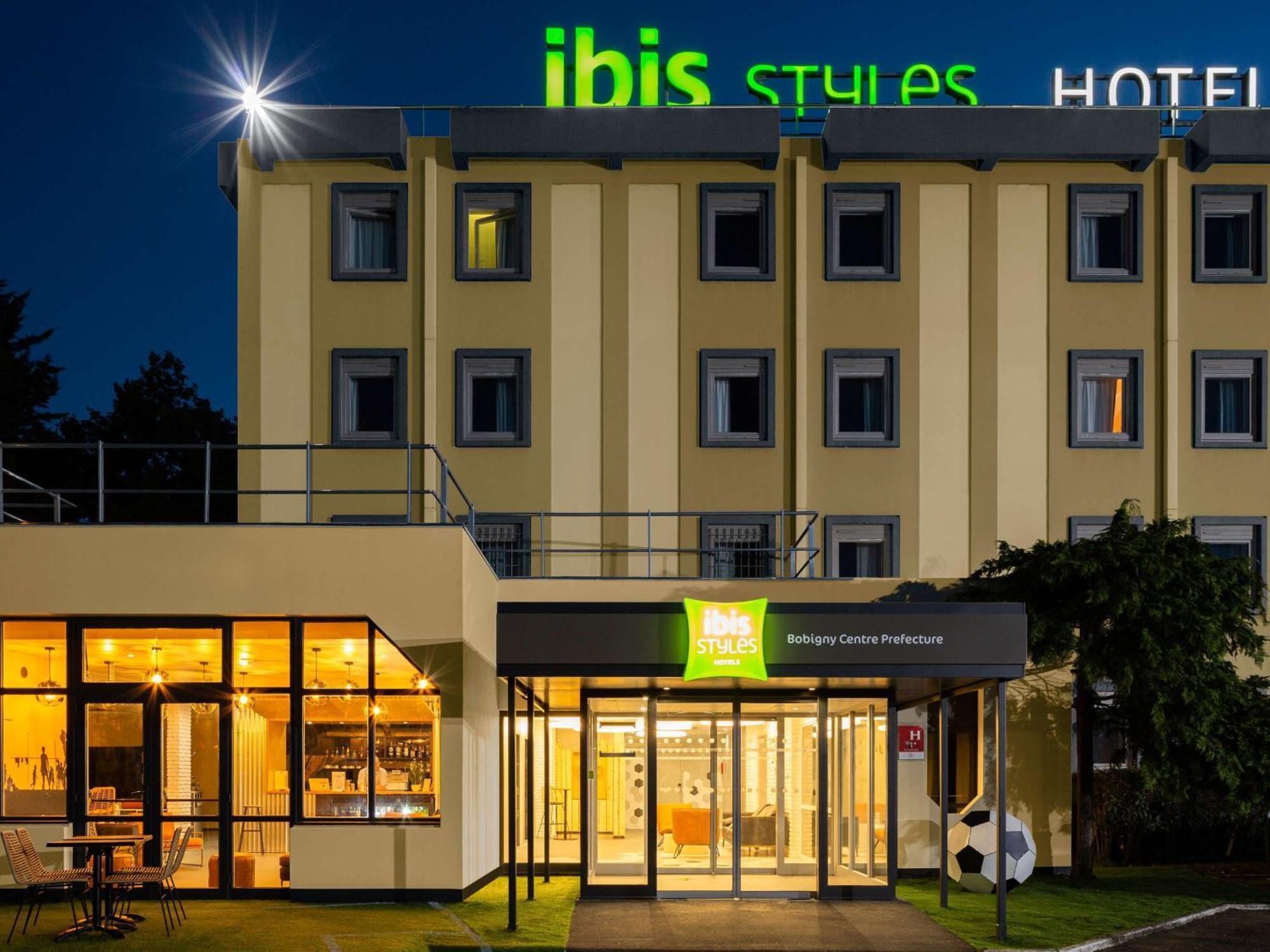 Hotel Ibis Styles Bobigny Centre Prefecture Exterior foto